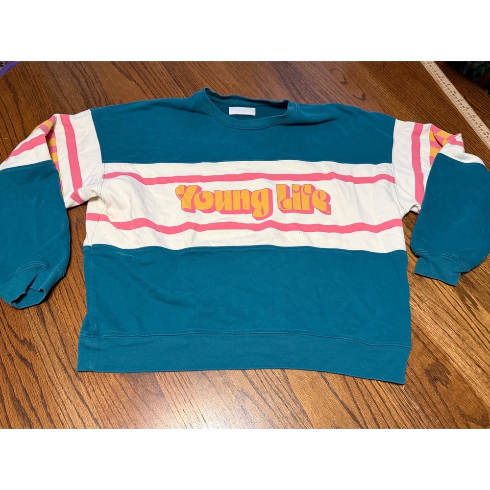 Young Life Sweatshirt Small Teal White Pink Colorblock Retro Graphic Crewneck